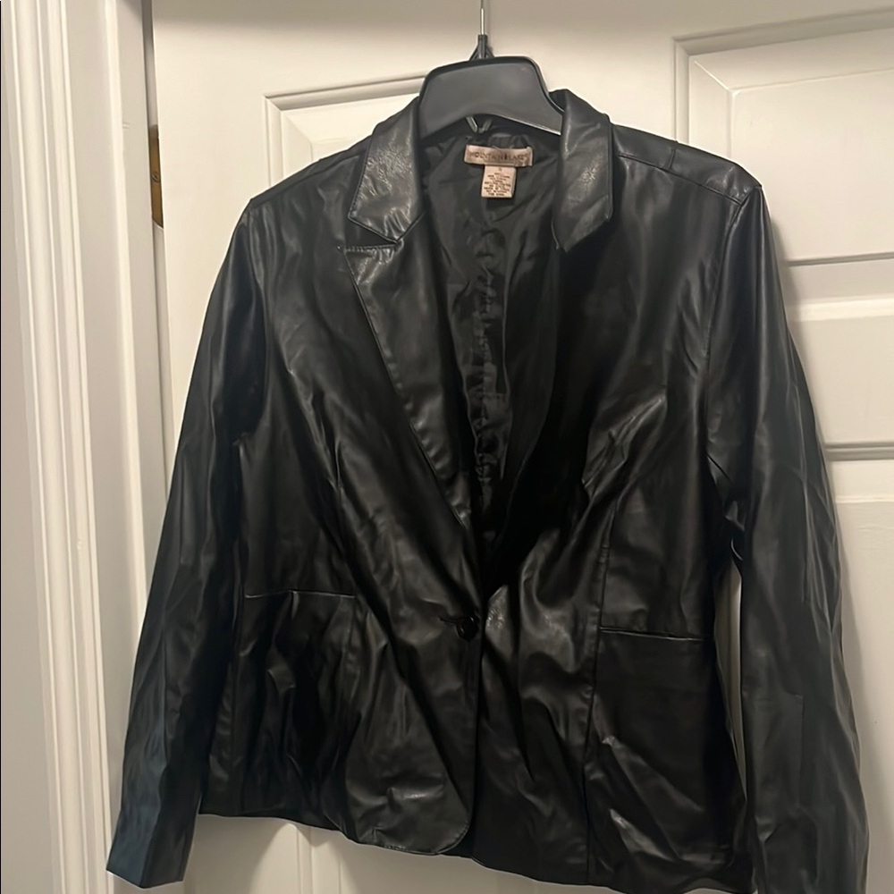 Mountain Lake Black Blazer Jacket